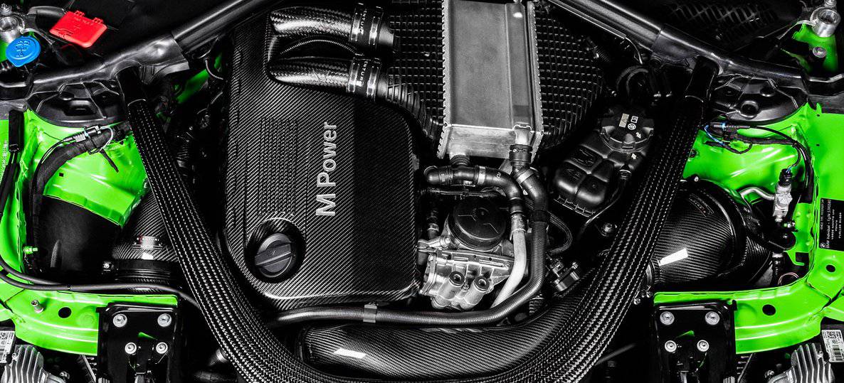 Eventuri Carbon Chargepipes für BMW S55 F8X M3/M4 | F87 M2 Competition - Track-Parts24 GmbH